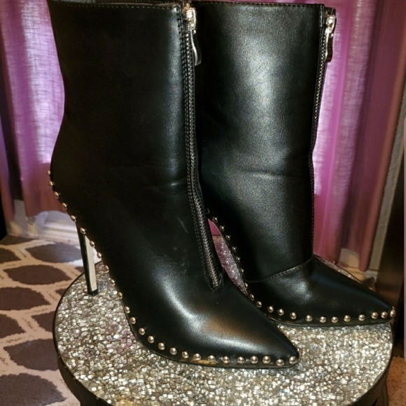 Ankle Boots - Picture 3 of 3